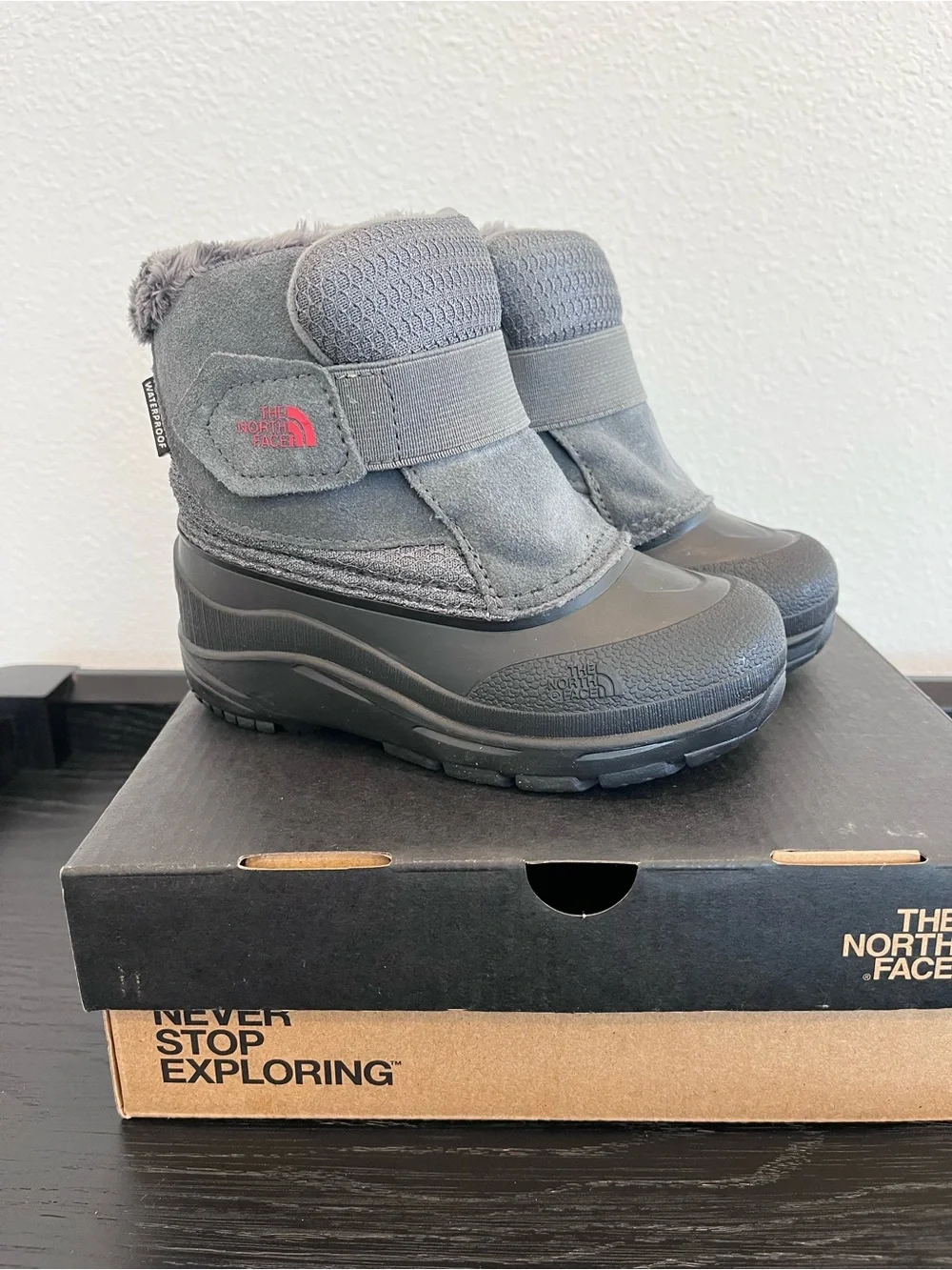 NEW North Face Snow Boots